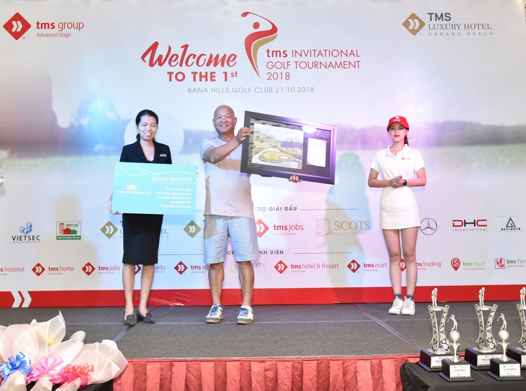 TMS Invitational Golf Tournament 2018: Trao thưởng 10 tỷ đồng cho các golfer xuất sắc tms invitational golf tournament 2018 trao thuong 10 ty dong cho cac golfer xuat sac