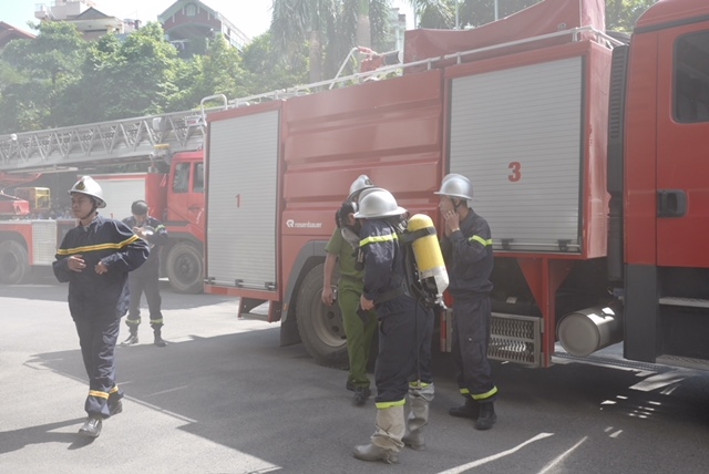 vu chay toa nha vien dau khi khong gay thiet hai ve nguoi