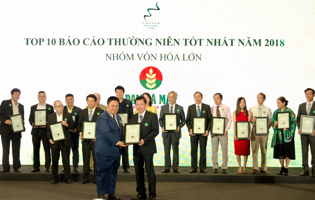 Đạm Cà Mau vào Top 20 doanh nghiệp niêm yết có hệ thống quản trị công ty tốt nhất dam ca mau vao top 20 doanh nghiep niem yet co he thong quan tri cong ty tot nhat