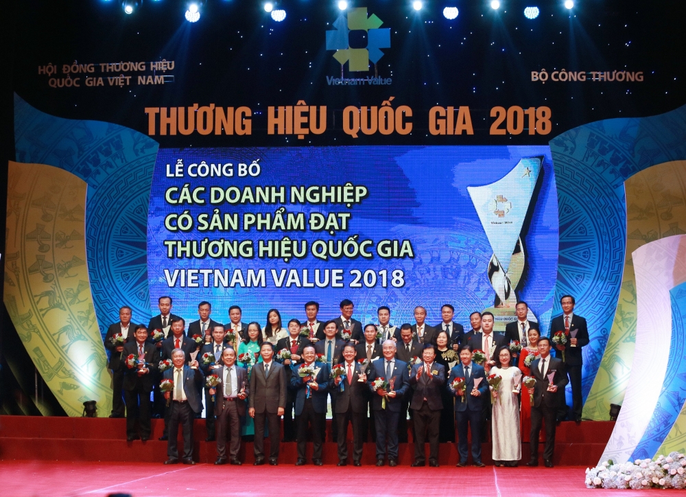 tan hiep phat oto truong hai tiep tuc la doanh nghiep co san pham dat thuong hieu quoc gia 2018