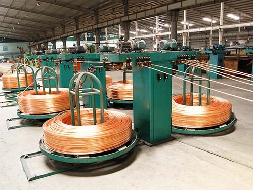 ha noi lan toa lon tac dong san pham cong nghiep chu luc cong nghe cao