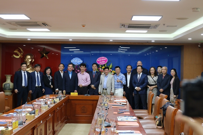 Bảo hiểm PVI đồng hành cùng Tổng Liên đoàn Lao động Việt Nam bao hiem pvi dong hanh cung tong lien doan lao dong viet nam