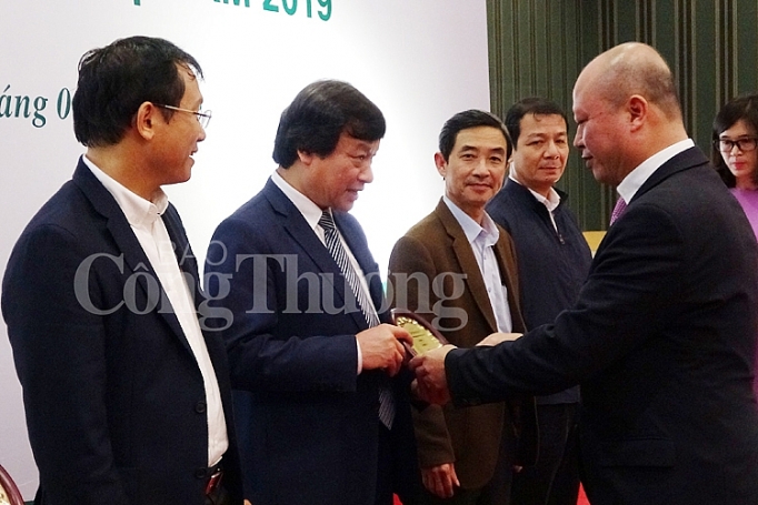 Tập đoàn Hóa chất Việt Nam: Năm 2019 tập trung giải pháp trọng tâm, xử lý các dự án thua lỗ tap doan hoa chat viet nam nam 2019 tap trung giai phap trong tam xu ly cac du an thua lo