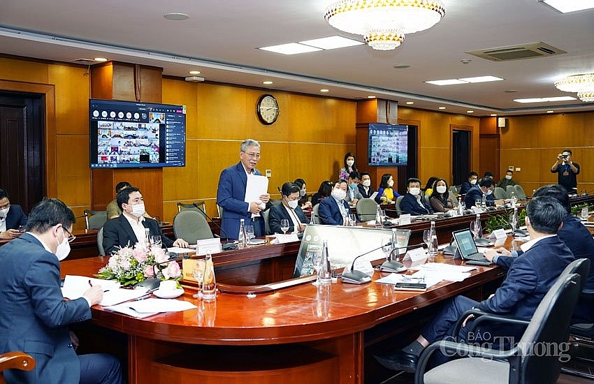 ông Nguyễn Văn Thanh- Cục trưởng Cục Hóa chất (Bộ Công Thương) ông Nguyễn Văn Thanh- Cục trưởng Cục Hóa chất (Bộ Công Thương)