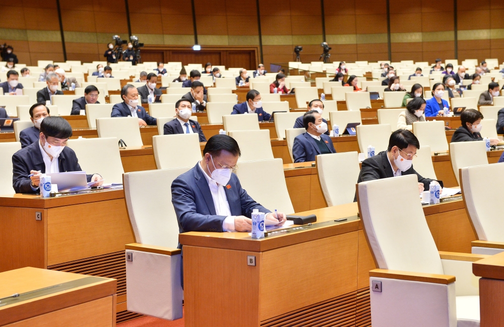 Các đại biểu Quốc hội tham dự phiên thảo luận tại điểm cầu hội trường Diên Hồng, sáng ngày 10/1 Các đại biểu Quốc hội tham dự phiên thảo luận tại điểm cầu hội trường Diên Hồng, sáng ngày 10/1