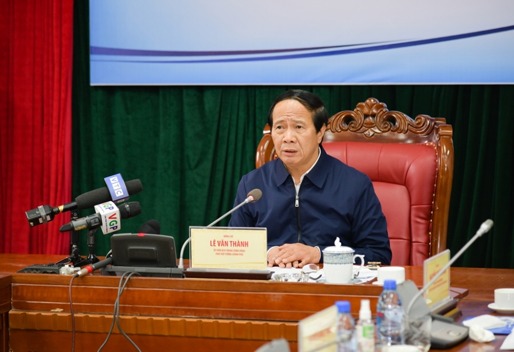 Phó Thủ tướng Chính phủ Lê Văn Thành phát biểu chỉ đạo tại buổi làm việc Phó Thủ tướng Chính phủ Lê Văn Thành phát biểu chỉ đạo tại buổi làm việc