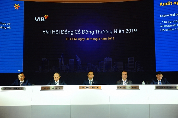 Năm thứ 4 liên tiếp VIB trả cổ tức tiền mặt nam thu 4 lien tiep vib tra co tuc tien mat