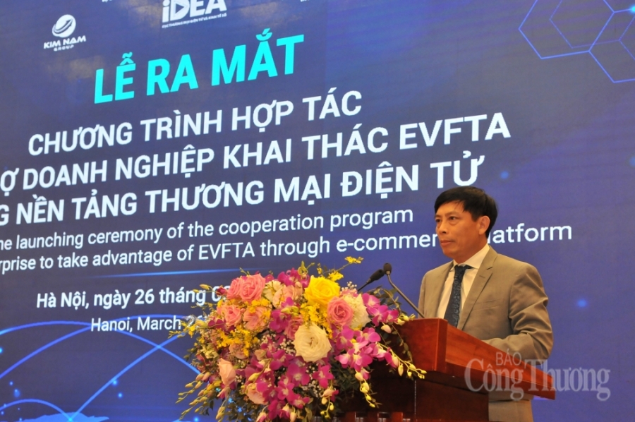 Ông Đặng Hoàng Hải- Cục trưởng Cục TMĐT và kinh tế số cho biết, Cục TMĐT và kinh tế số đã có nhiều chương trình phối hợp hành động cùng các hiệp hội, cộng đồng DN nhằm tìm các hướng giải pháp mang tính đột phá hỗ trợ DN Việt Nam đón đầu cơ hội do EVFTA ma