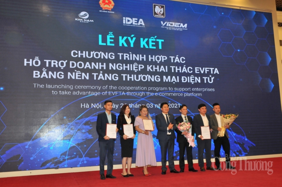 Trao chứng nhận doanh nghiệp tham gia thành viên sàn thương mại điện tử VN- EU