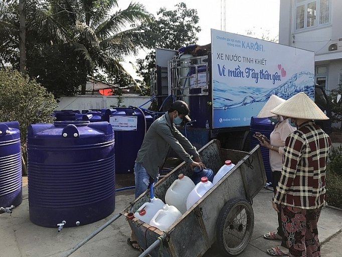 Karofi kích hoạt gói tài trợ 10 tỷ cùng cả nước chống dịch bệnh, hạn mặn karofi kich hoat goi tai tro 10 ty cung ca nuoc chong dich benh han man