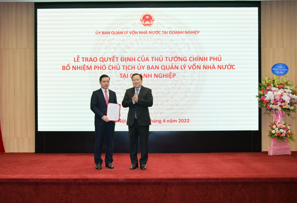 Trao quyết định bổ nhiệm Phó Chủ tịch Ủy ban Quản lý vốn Nhà nước tại doanh nghiệp