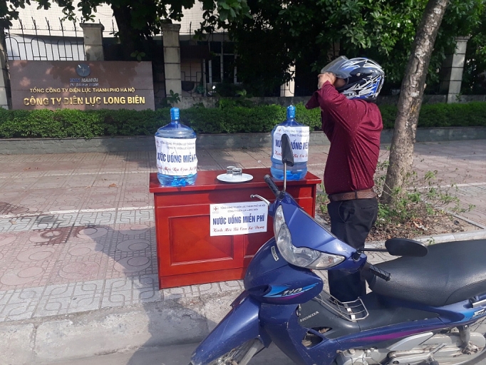 evn hanoi binh nuoc mien phi chua dung an tinh