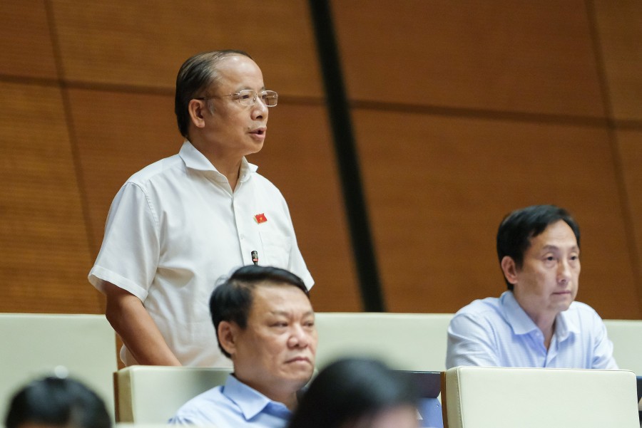 (CẬP NHẬT LIÊN TỤC): Phiên chất vấn Bộ trưởng Tài chính và Thống đốc Ngân hàng