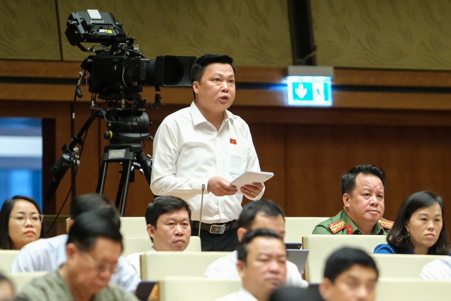 (CẬP NHẬT LIÊN TỤC): Phiên chất vấn Bộ trưởng Tài chính và Thống đốc Ngân hàng