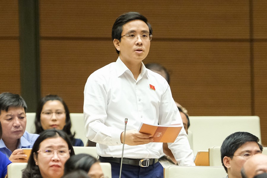 (CẬP NHẬT LIÊN TỤC): Phiên chất vấn Bộ trưởng Tài chính và Thống đốc Ngân hàng