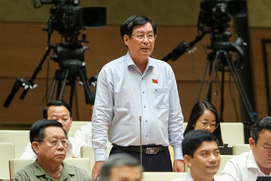 (CẬP NHẬT LIÊN TỤC): Phiên chất vấn Bộ trưởng Tài chính và Thống đốc Ngân hàng