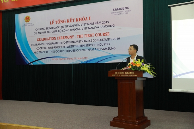 27 tu van vien hoan thanh chuong trinh hop tac dao tao voi samsung nam 2019