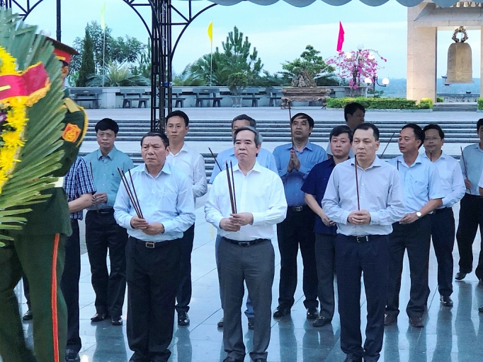 Xây dựng Quảng Trị trở thành một trung tâm năng lượng xay dung quang tri tro thanh mot trung tam nang luong