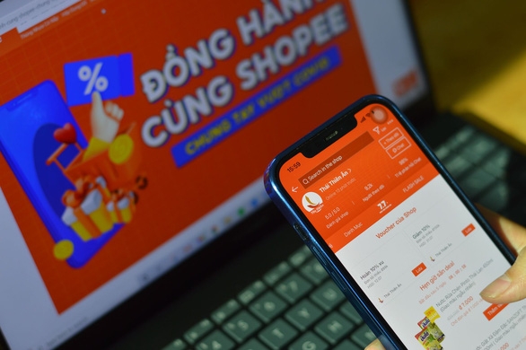 các sản phẩm tiêu dùng thiết yếu trên Shopee đã tăng mạnh khoảng trên 30 tấn/ngày các sản phẩm tiêu dùng thiết yếu trên Shopee đã tăng mạnh khoảng trên 30 tấn/ngày