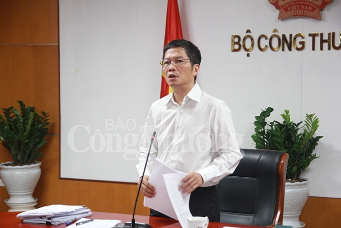 Ngành công nghiệp phải là động lực tốt cho tăng trưởng kinh tế nganh cong nghiep phai la dong luc tot cho tang truong kinh te