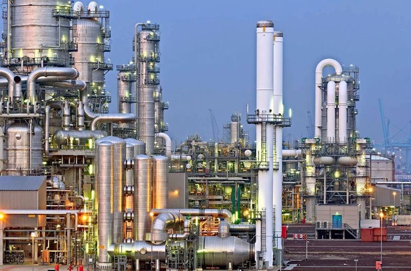 Phát triển ngành công nghiệp hóa chất: Hình thành các tổ hợp hóa chất có quy mô lớn Phát triển ngành công nghiệp hóa chất: Hình thành các tổ hợp hóa chất có quy mô lớn