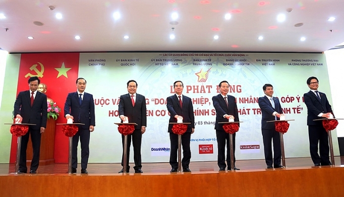 Doanh nghiệp, doanh nhân là lực lượng nòng cốt, tiên phong trong phát triển kinh tế doanh nghiep doanh nhan la luc luong nong cot tien phong trong phat trien kinh te