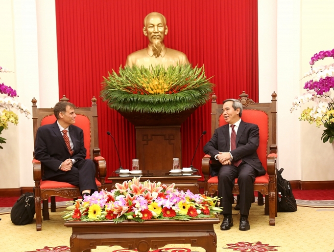 Kinh tế, thương mại luôn là trụ cột quan trọng trong quan hệ Việt Nam- Hoa Kỳ kinh te thuong mai luon la tru cot quan trong trong quan he viet nam hoa ky