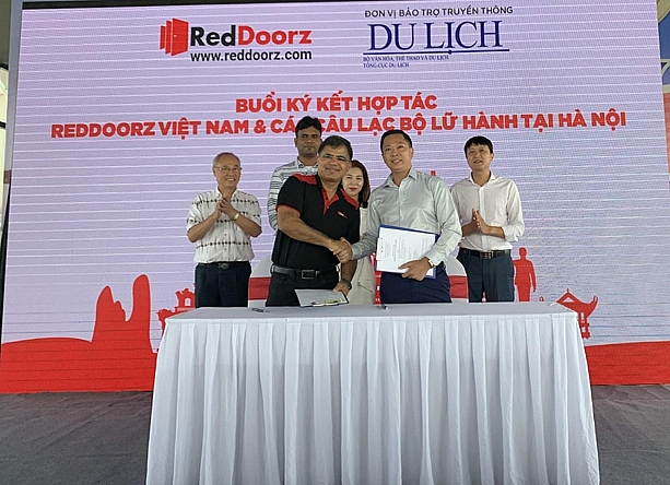 hop tac thuc day phat trien ben vung du lich viet nam