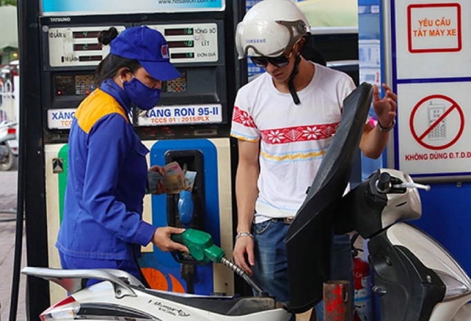 Giá xăng quay đầu giảm từ 15h00 ngày 16/10 gia xang quay dau giam tu 15h00 ngay 1610