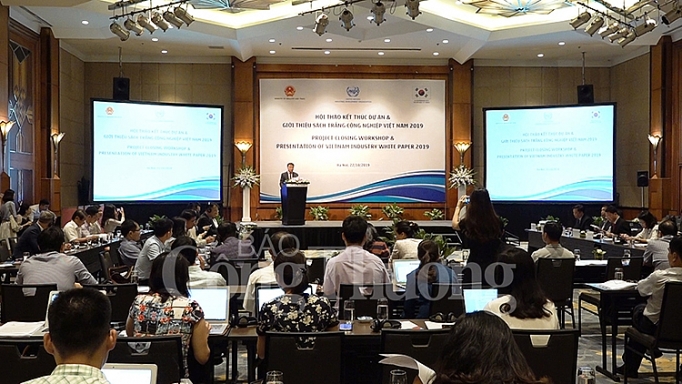 Sách trắng Công nghiệp Việt Nam: Góp phần nâng cao năng lực cạnh tranh ngành công nghiệp sach trang cong nghiep viet nam gop phan nang cao nang luc canh tranh nganh cong nghiep