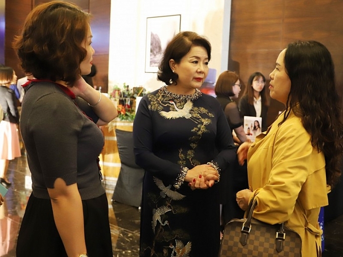 doanh nhan nu dong gop vao su phat trien chung cua nen kinh te