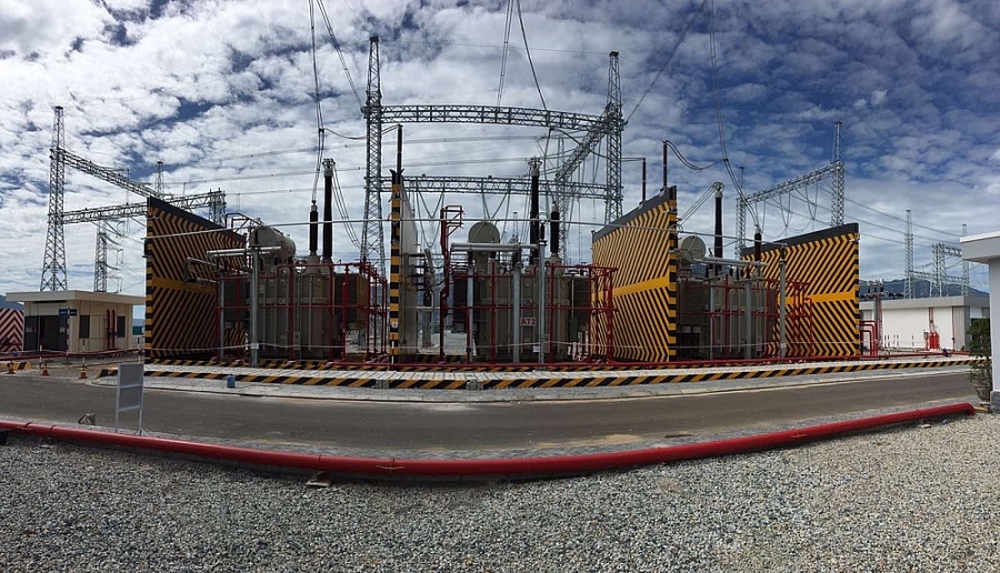 Tàn cảnh trạm biến áp 500 kV/900 MVA  3250-power-transformer-500kv-1-bank-900mva-including-3-phase-a-b-c