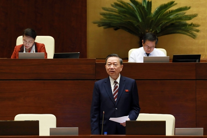 xem xet thuc hien thi diem cap thi thuc dien tu them 2 nam