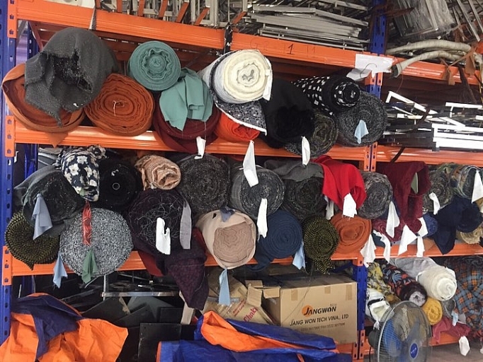 Kiểm tra 5 điểm kinh doanh Seven.am: Chưa phát hiện có chữ Trung Quốc gắn trên sản phẩm kiem tra 5 diem kinh doanh sevenam chua phat hien co chu trung quoc gan tren san pham