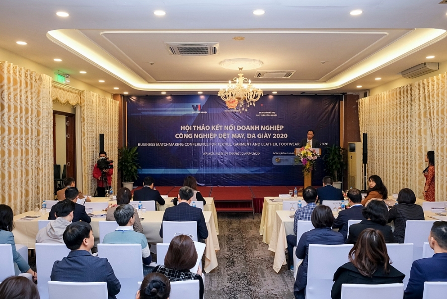 3759-z2210924220570-147011fa85efc43f7f546c925cf5aee9