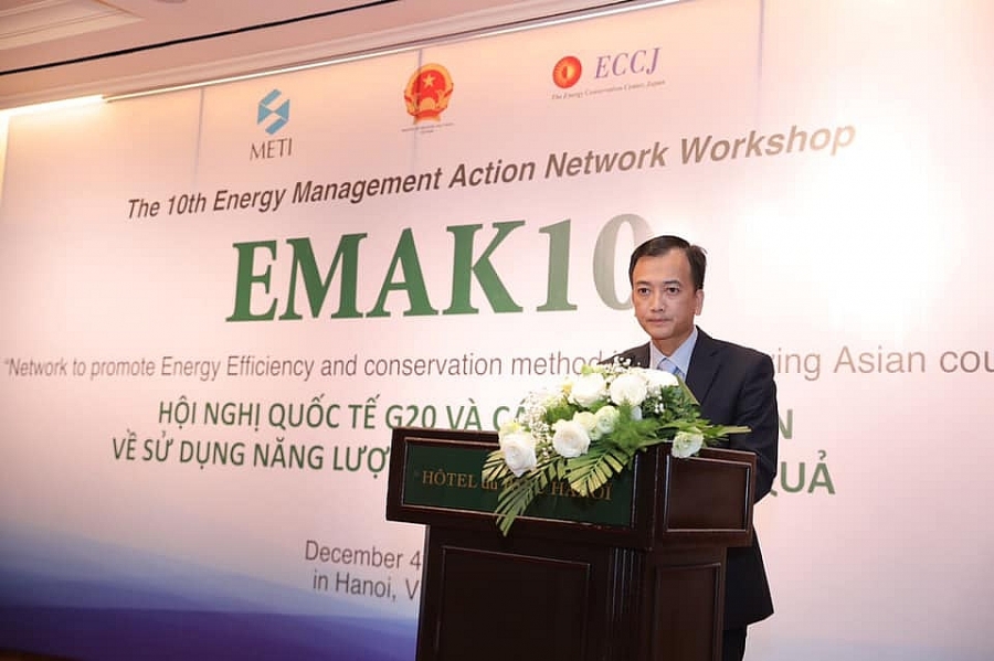 ông Trịnh Quốc Vũ- Phó Vụ trưởng Vụ Tiết kiệm năng lượng và Phát triển bền vững  4454-128768815-1281445145573591-9038297185963757118-n