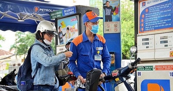 undefined 3137-gia-xang-1606380207