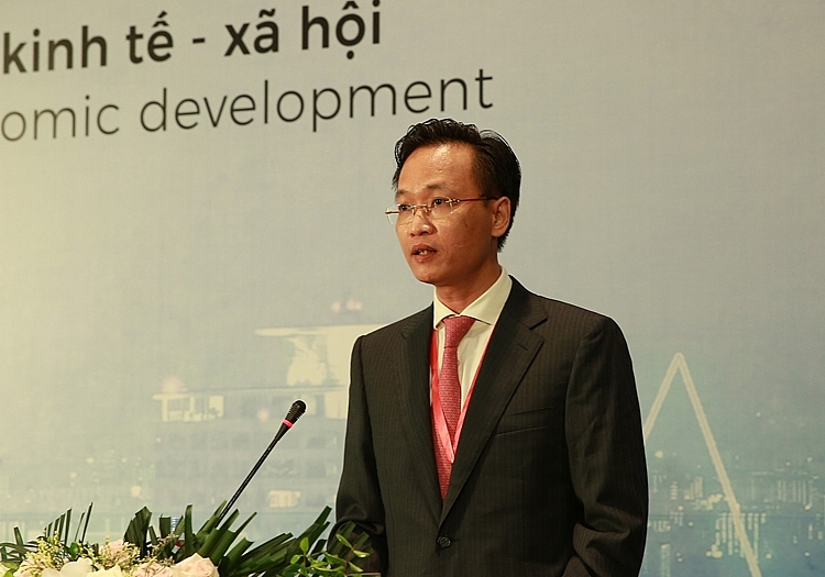 Hoàn thiện hệ thống đường lối, chủ trương của Đảng, tạo đột phá trong phát triển