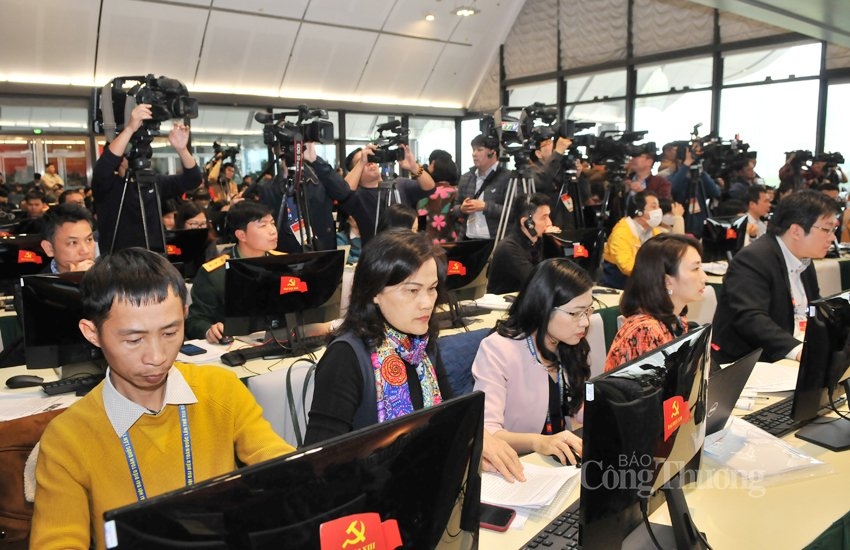 Khai trương Trung tâm Báo chí phục vụ Đại hội Đảng lần thứ XIII