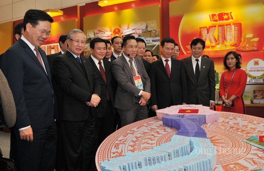 Khai trương Trung tâm Báo chí phục vụ Đại hội Đảng lần thứ XIII