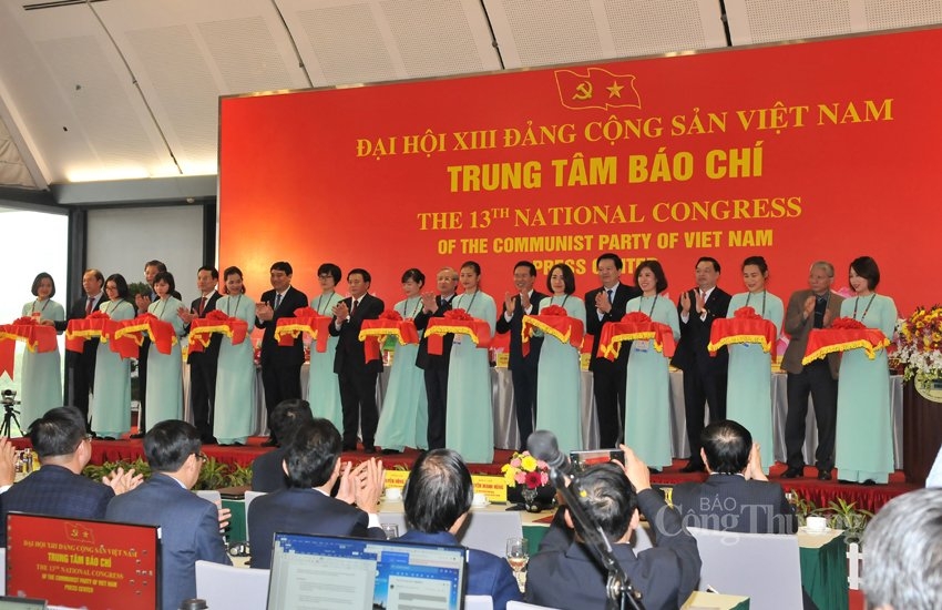 Khai trương Trung tâm Báo chí phục vụ Đại hội Đảng lần thứ XIII