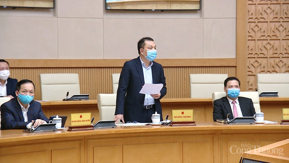 Thủ tướng yêu cầu đẩy mạnh sản xuất an toàn trong bối cảnh Covid-19 Thủ tướng yêu cầu đẩy mạnh sản xuất an toàn trong bối cảnh Covid-19