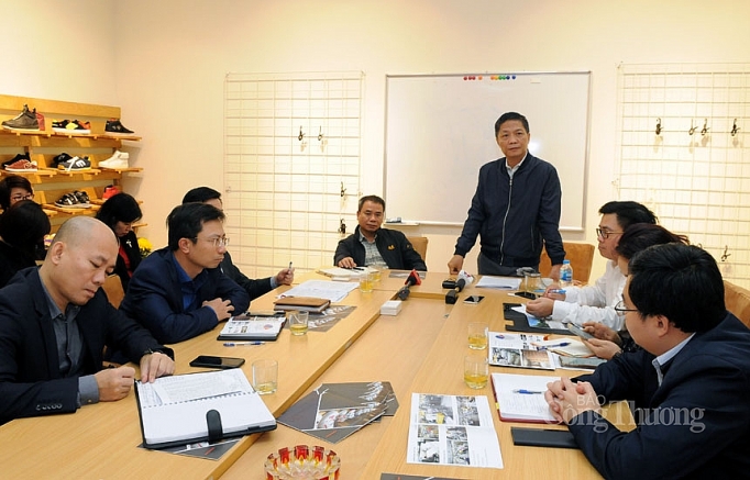 Khi Bộ trưởng đến với doanh nghiệp khi bo truong den voi doanh nghiep