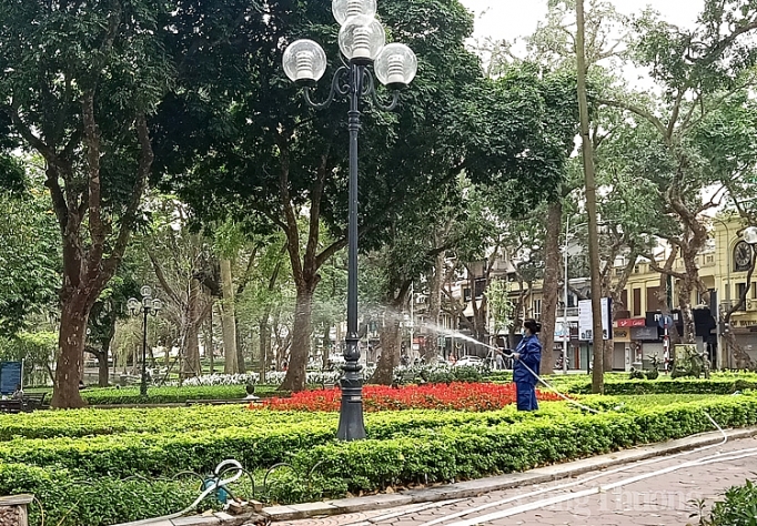 ha noi ngay dau cao diem chong dich covid 19