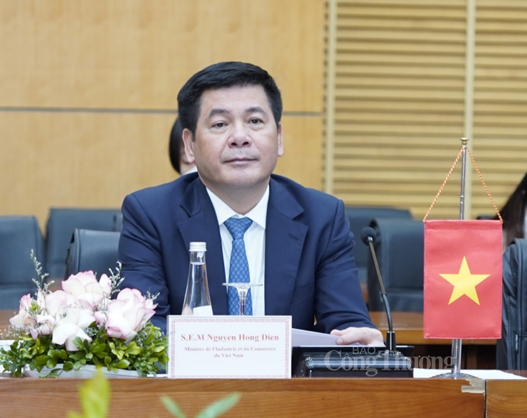 Khởi động tiến trình hợp tác kinh tế thương mại giữa Việt Nam và Gabon Khởi động tiến trình hợp tác kinh tế thương mại giữa Việt Nam và Gabon