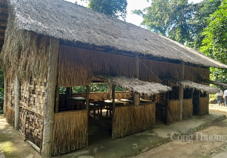 Thăm "Tổng hành dinh" chiến dịch Điện Biên Phủ sau 67 năm