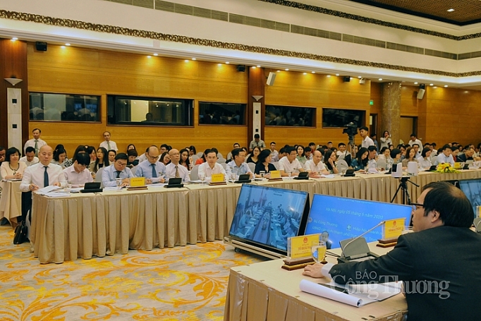 "Hỗ trợ doanh nghiệp SMEs tận dụng các lợi ích từ EVFTA là trách nhiệm pháp lý và đạo lý của Bộ Công Thương” ho tro doanh nghiep smes tan dung cac loi ich tu evfta la trach nhiem phap ly va dao ly cua bo cong thuong