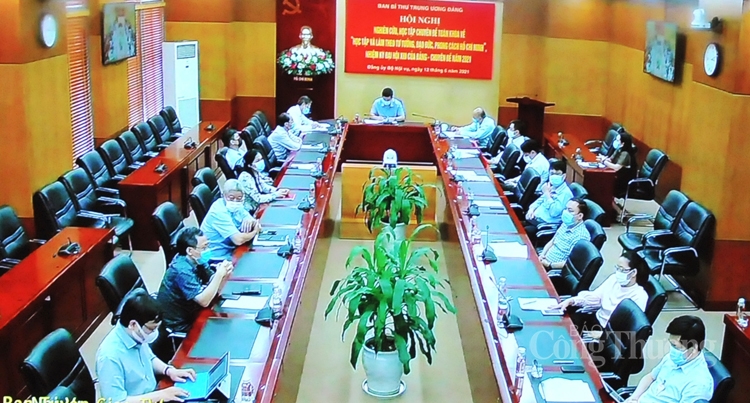 Học Bác, nêu cao trọng trách người đứng đầu trong phát huy ý chí tự lực tự cường Học Bác, nêu cao trọng trách người đứng đầu trong phát huy ý chí tự lực tự cường