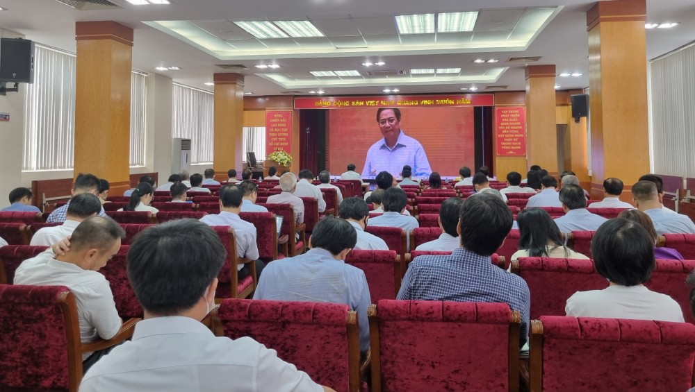 Hội nghị toàn quốc quán triệt Nghị quyết Hội nghị Trung ương 5 (khoá XIII) Hội nghị toàn quốc quán triệt Nghị quyết Hội nghị Trung ương 5 (khoá XIII)