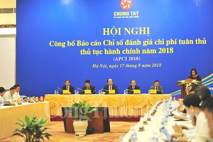 khong quyet liet khong dong bo khong tao ap luc tu tren xuong thi khong ai muon cai cach